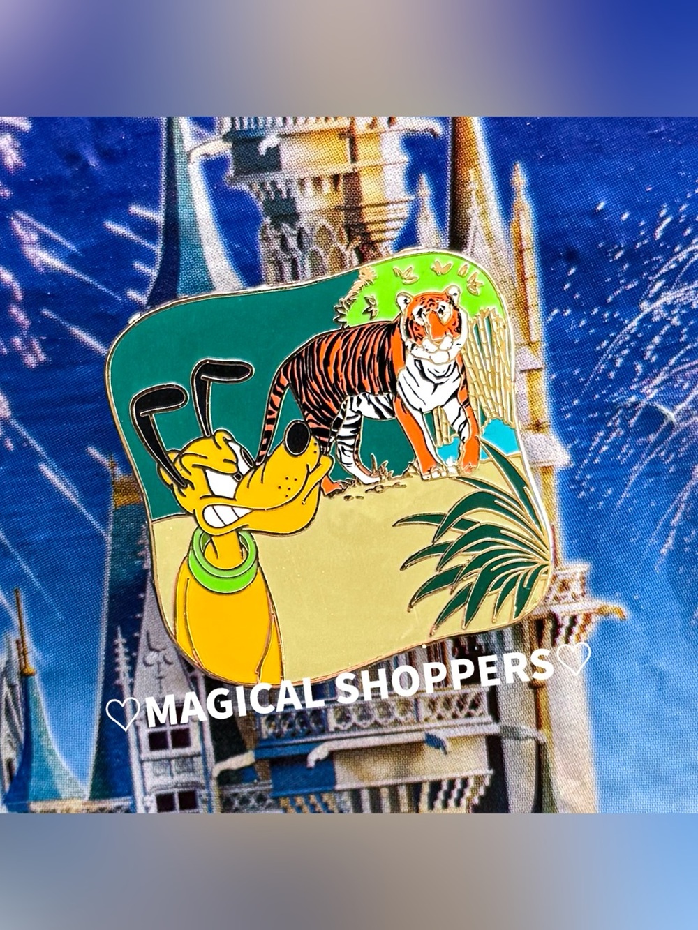 Disney Parks Animal Kingdom Theme Park Animals Mystery Pin Pluto & Tiger